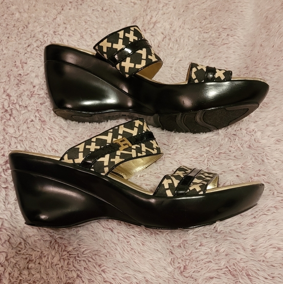 Tommy Hilfiger black & white design shoes - Picture 6 of 7